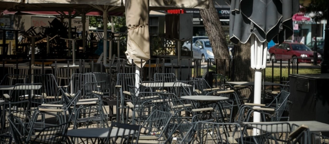 «Αστυνόμοι» στα ίδια τους τα μαγαζιά οι επιχειρηματίες: Θα αποφασίζουν αν θα είναι μόνο για εμβολιασμένους